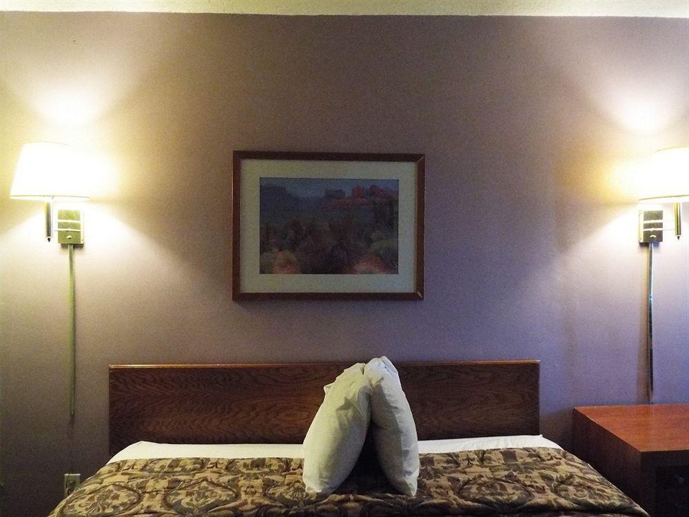 Red Roof Inn Needles Εξωτερικό φωτογραφία